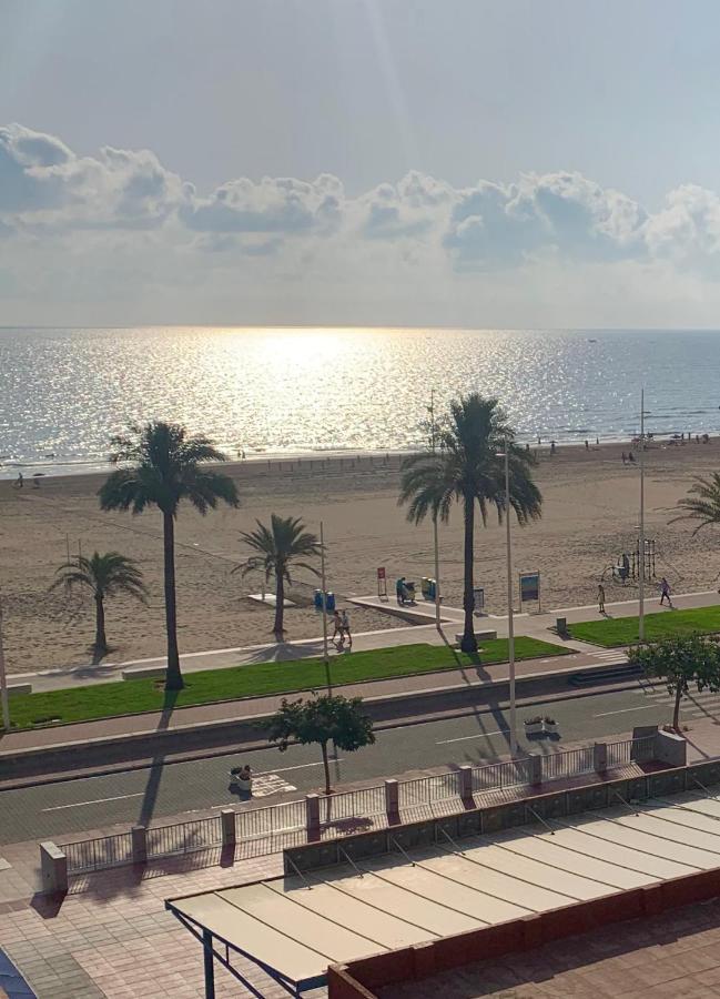 Con vistas al Mediterráneo Playa de Gandia Esterno foto