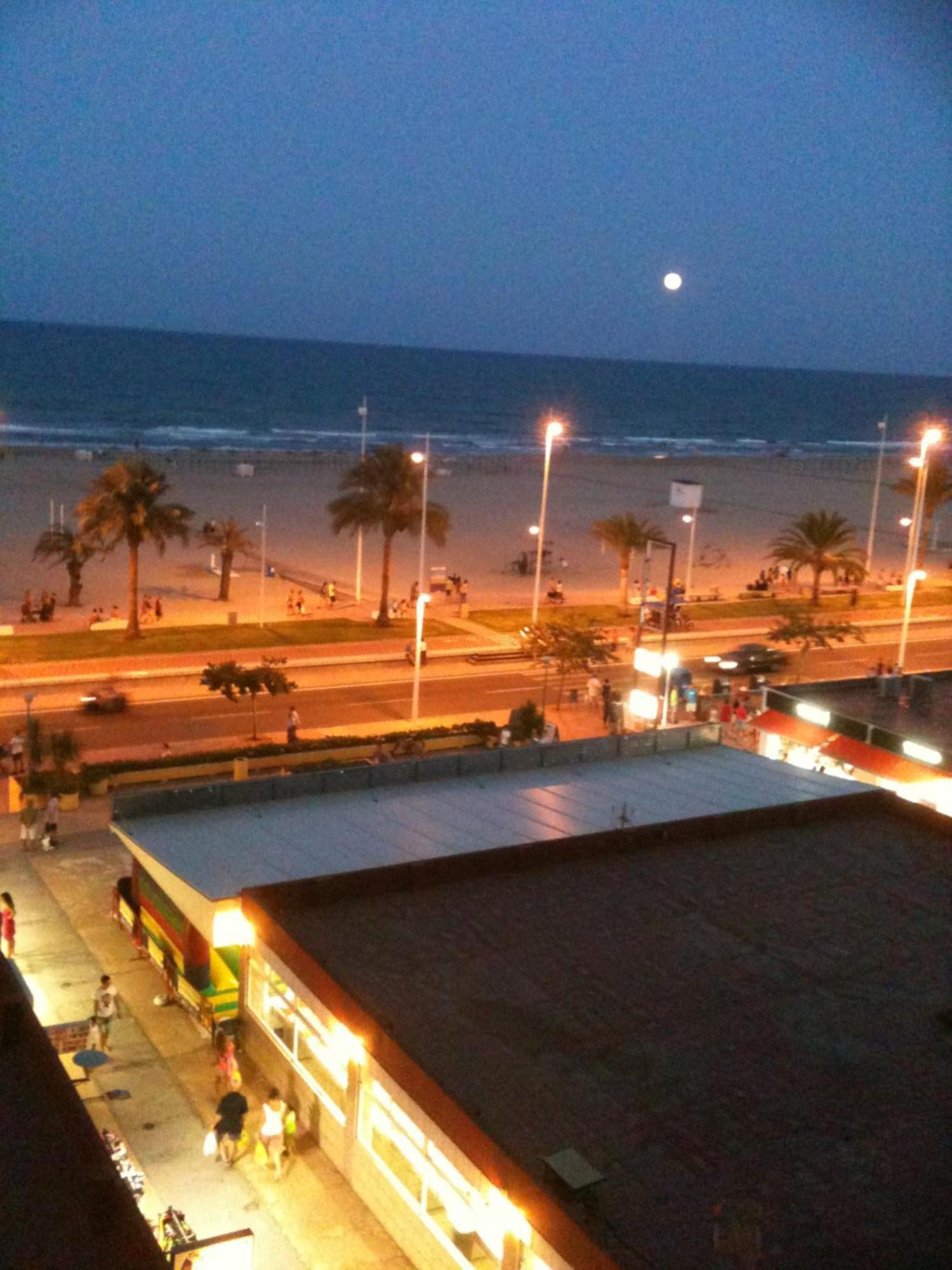 Con vistas al Mediterráneo Playa de Gandia Esterno foto